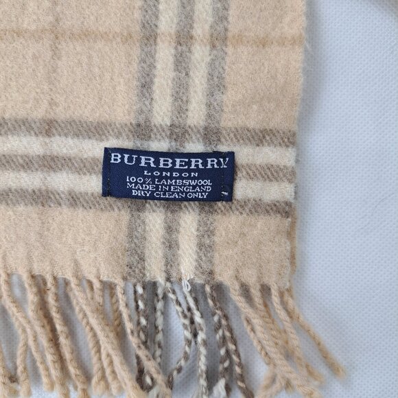 BURBERRY London Classic Nova Check Knit 100% Lambs Wool Fringe Beige SCARF - Picture 3 of 7